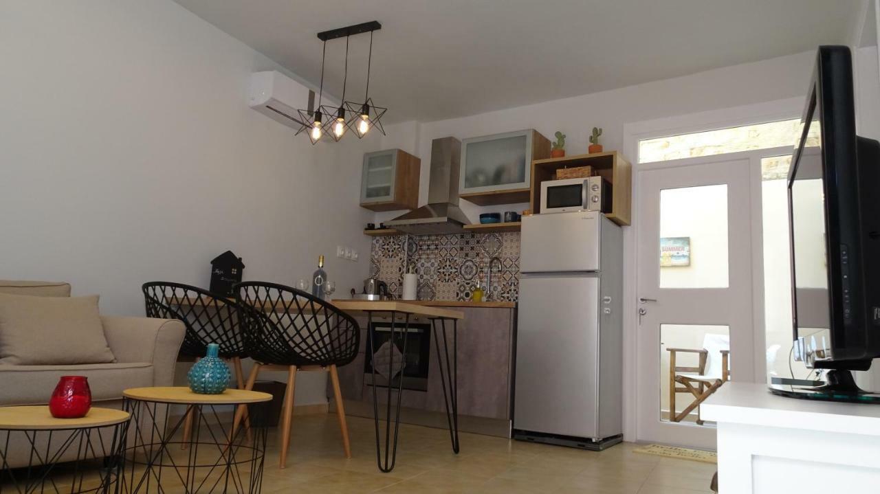 ארמופוליס Elegant And Comfortable Apartment In The City Center מראה חיצוני תמונה