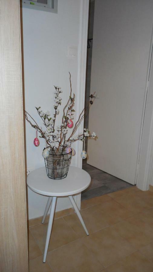 ארמופוליס Elegant And Comfortable Apartment In The City Center מראה חיצוני תמונה